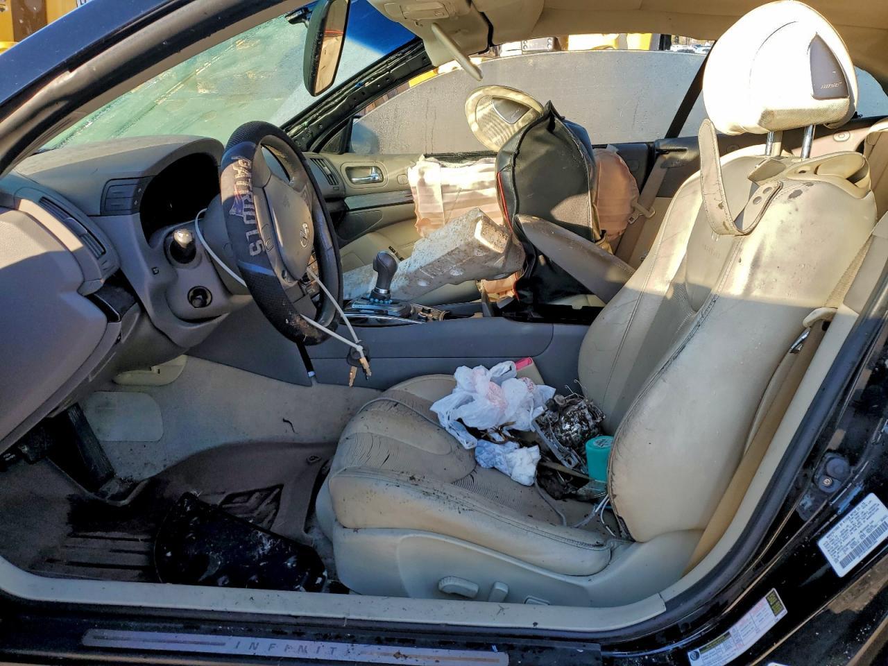 2011 Infiniti G37 Base - Image 7