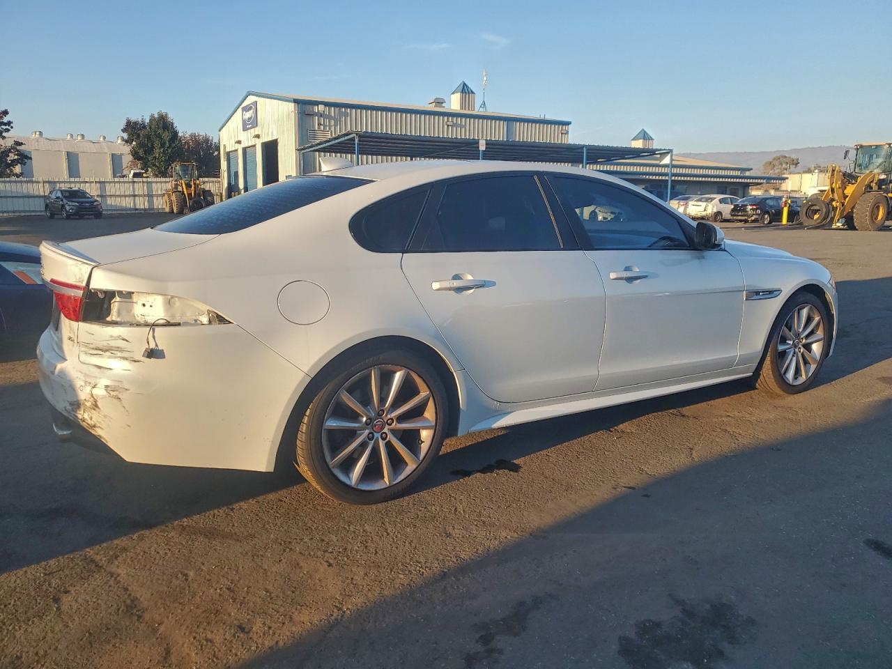 2016 Jaguar Xf R - Sport - Фото 3