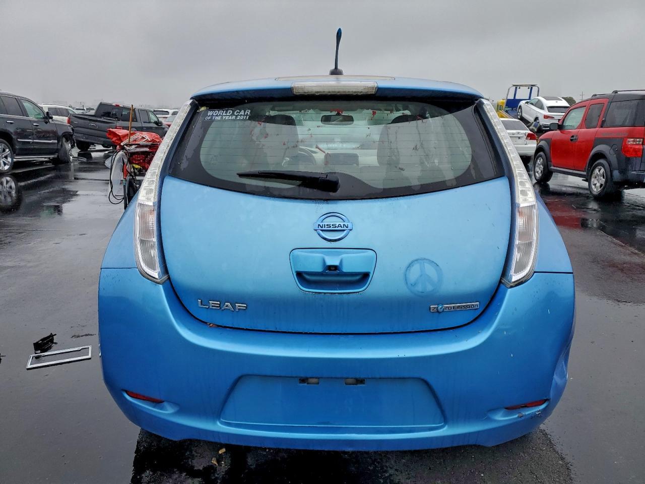 2012 Nissan Leaf Sv - Image 6