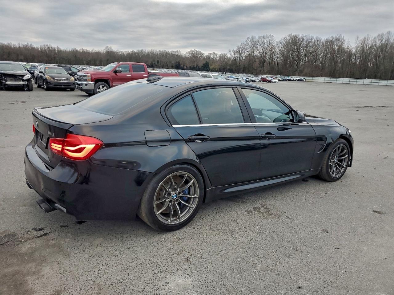 2018 BMW M3 - Фото 3