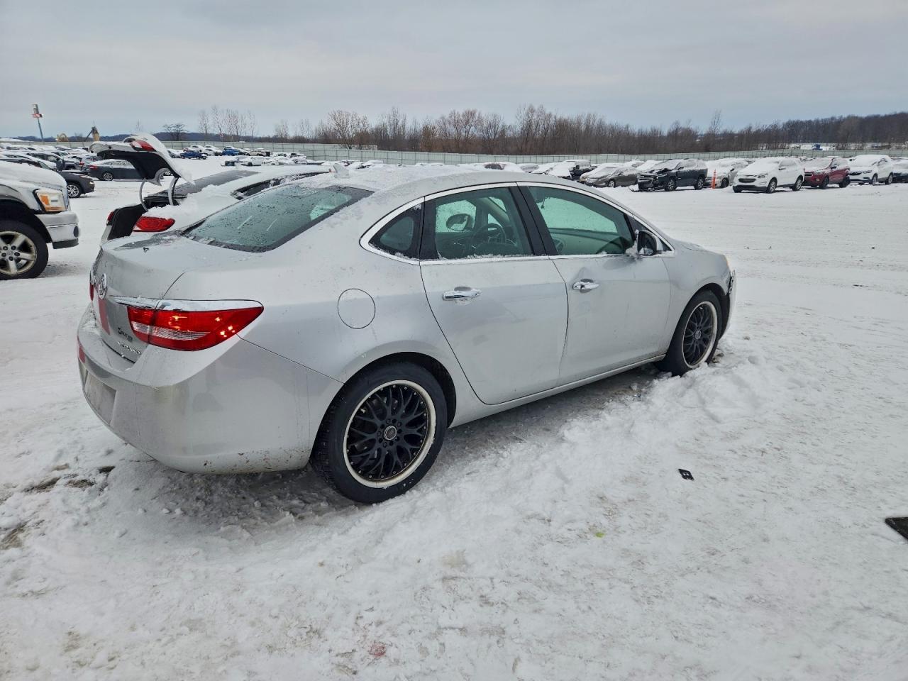2014 Buick Verano - Фото 3