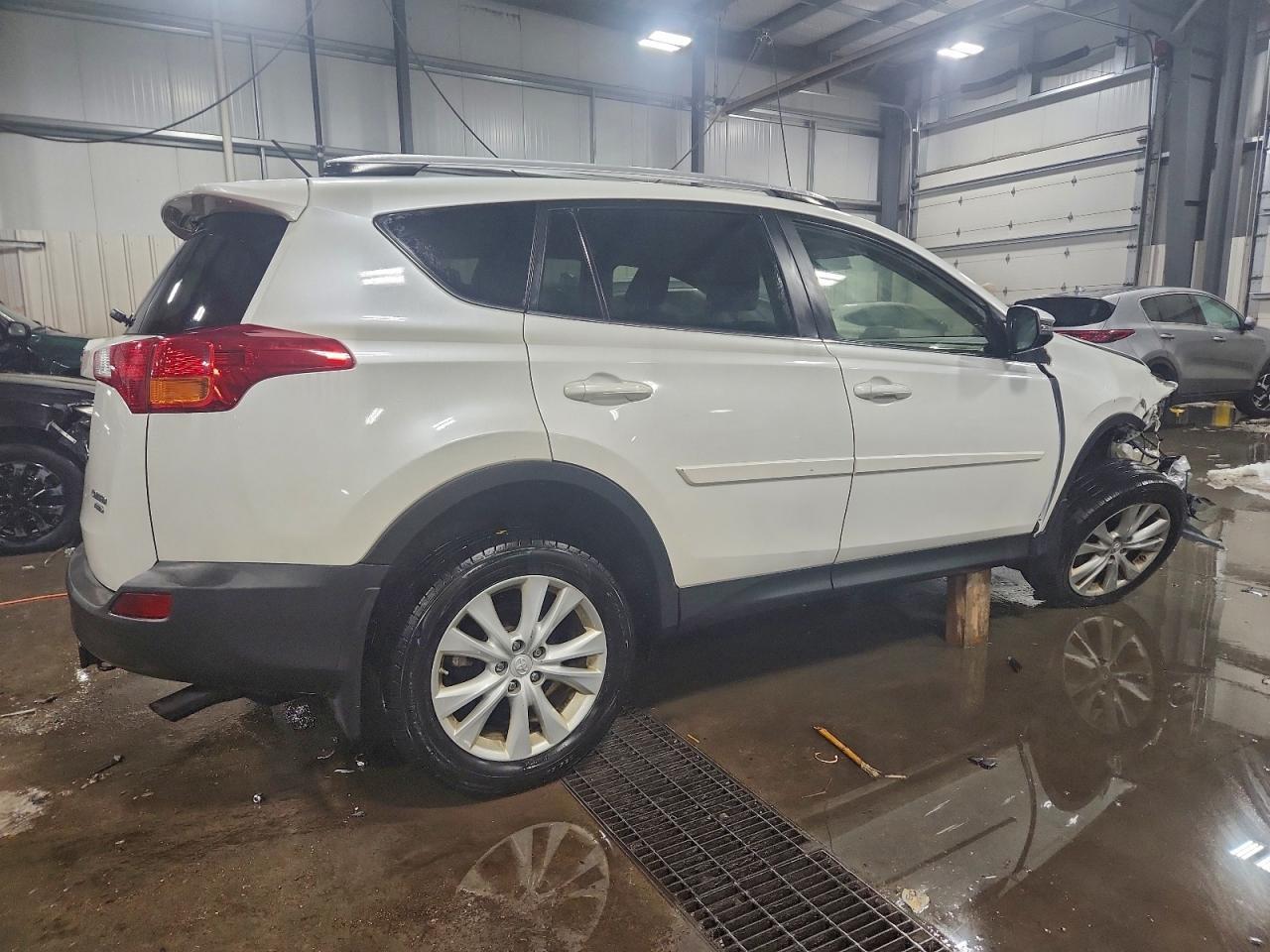 2014 Toyota Rav4 Limited - Фото 3