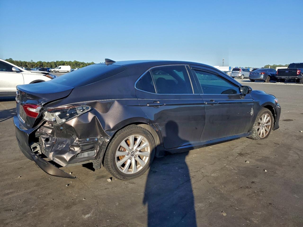 2020 Toyota Camry Le - Image 3