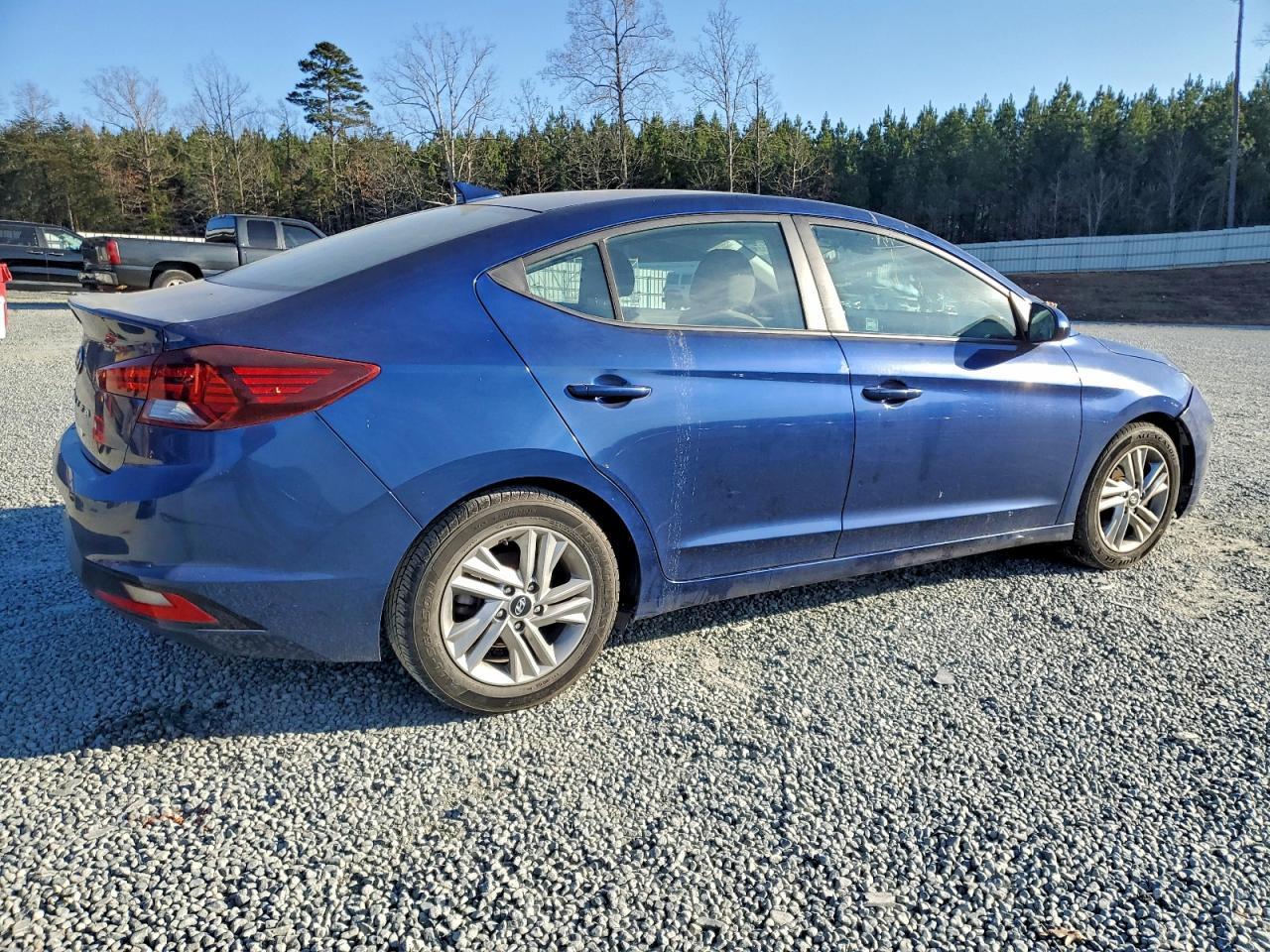 2020 Hyundai Elantra Sel - Image 3