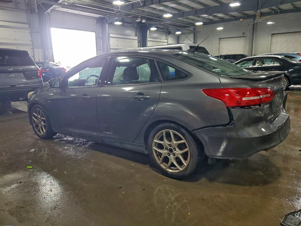 2015 Ford Focus Se - Фото 2