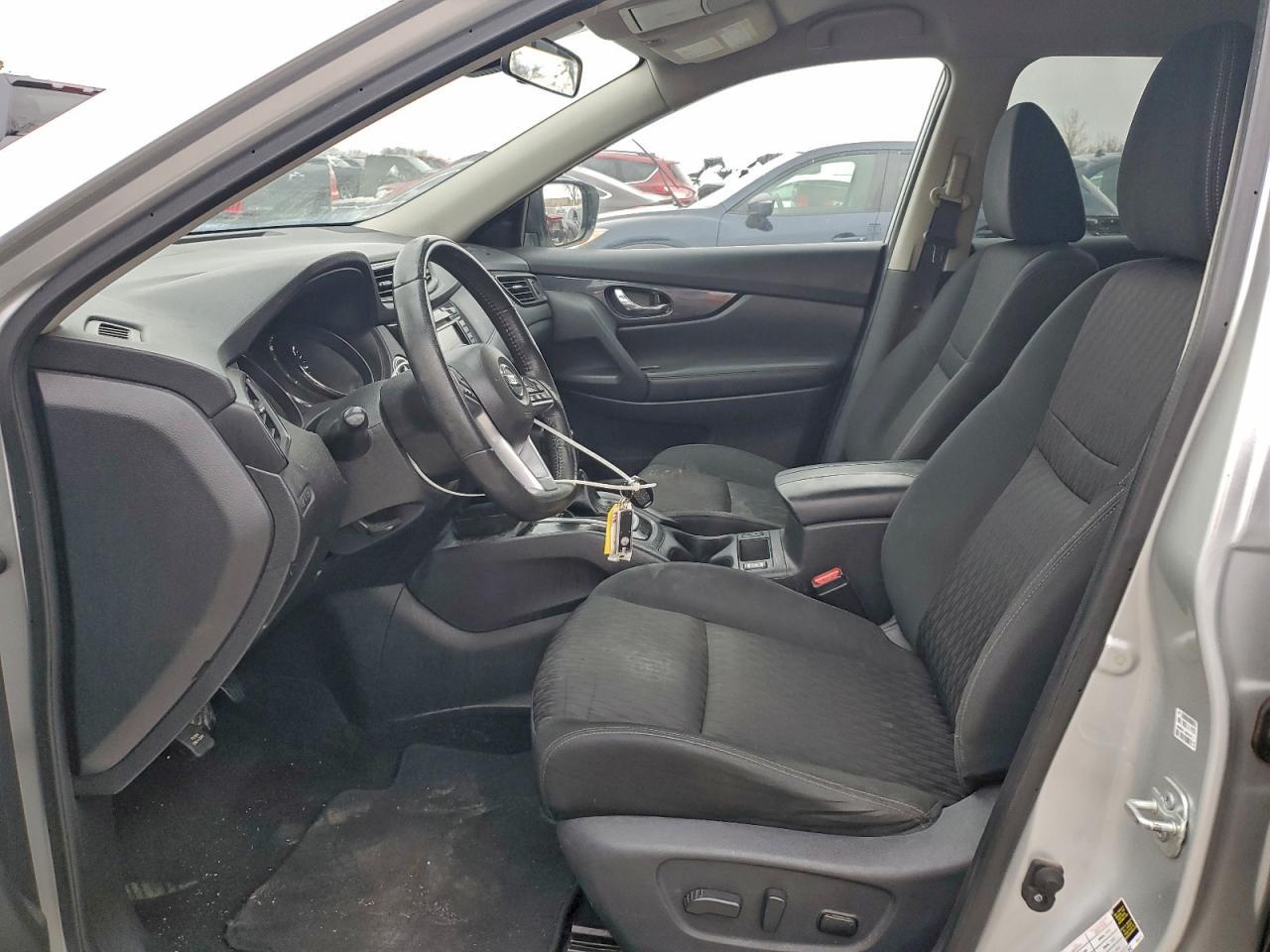 2019 Nissan Rogue S - Фото 7