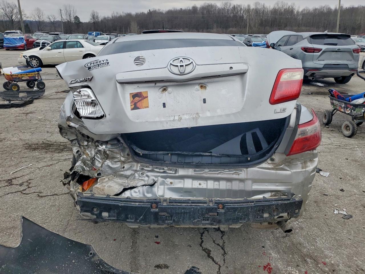 2009 Toyota Camry Le - Фото 6