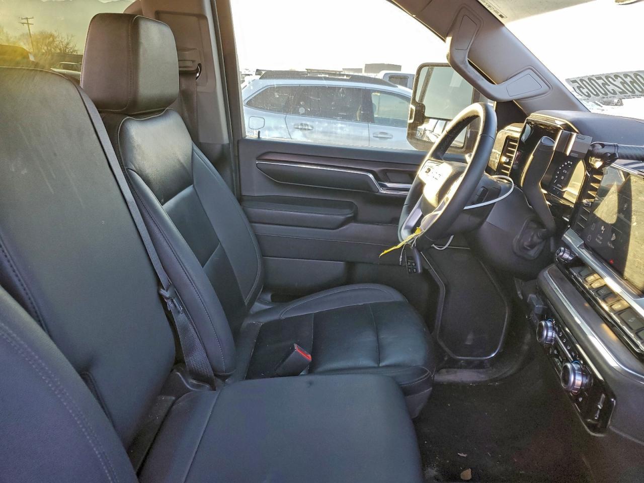 2024 GMC Sierra K3500 Slt - Image 7