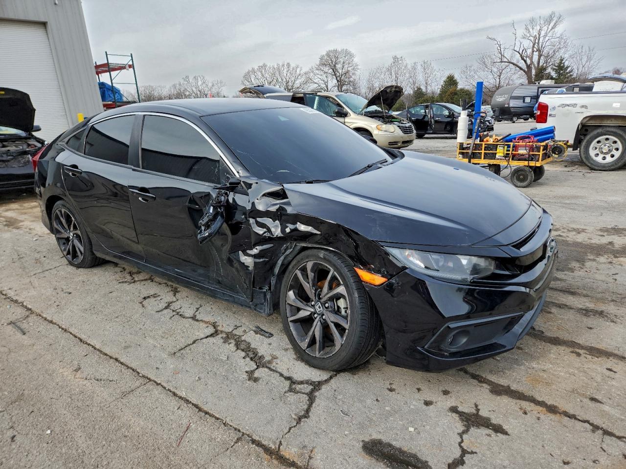 2020 Honda Civic Sport - Фото 4