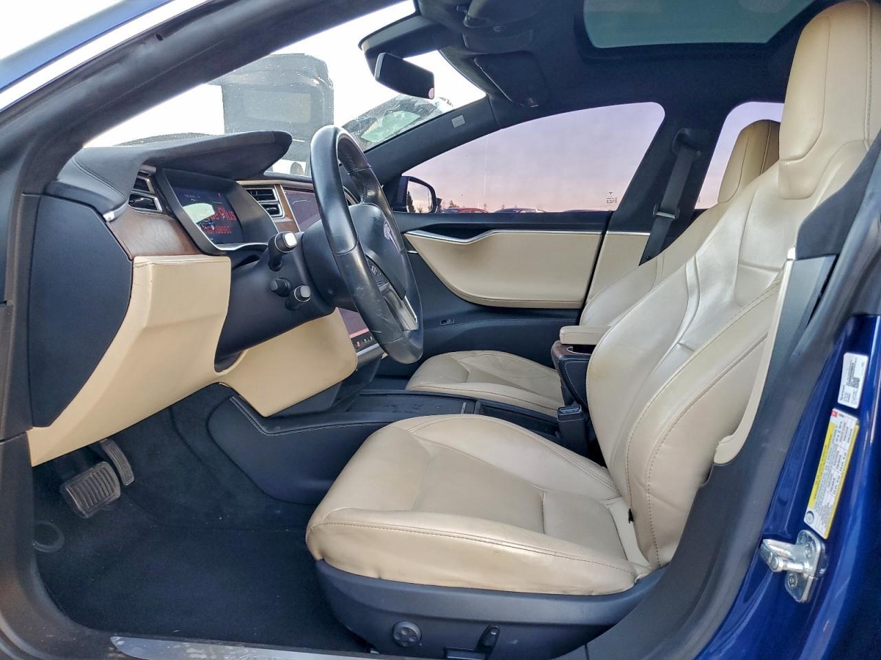 2016 Tesla Model S - Image 7