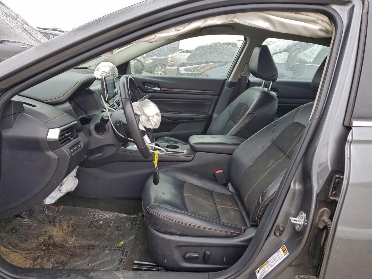 2022 Nissan Altima Sr - Image 7