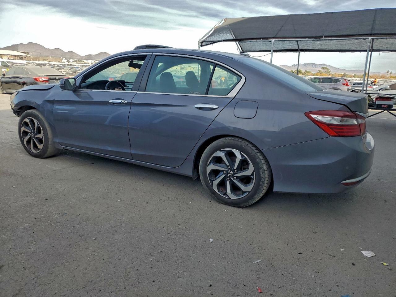 2017 Honda Accord Ex - Фото 2