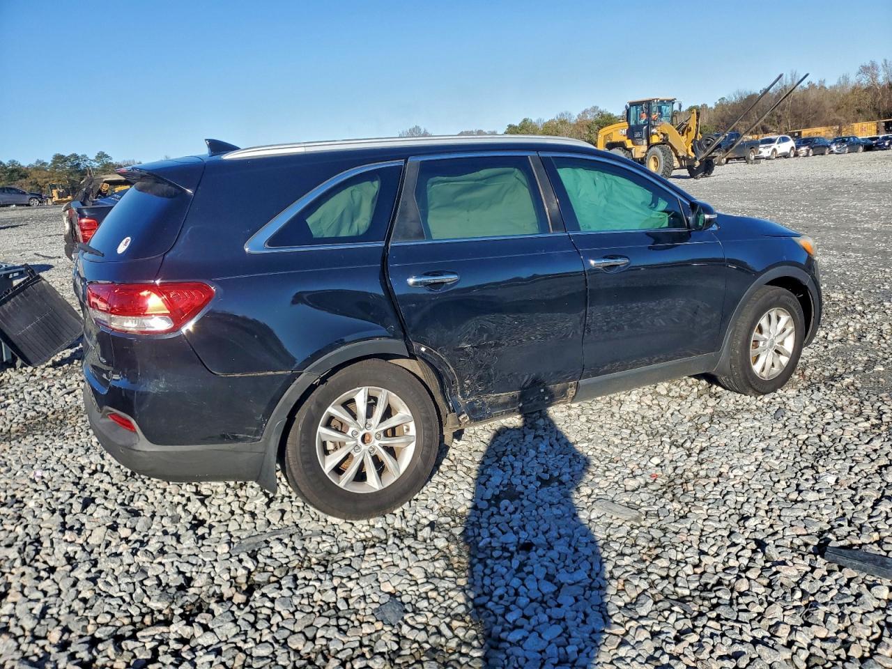 2017 Kia Sorento Lx - Image 3
