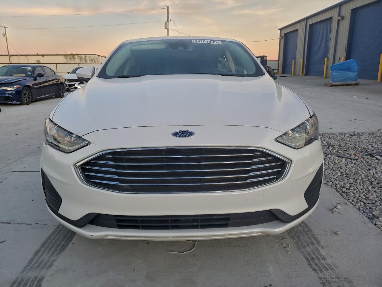 2020 Ford Fusion Se - Фото 5