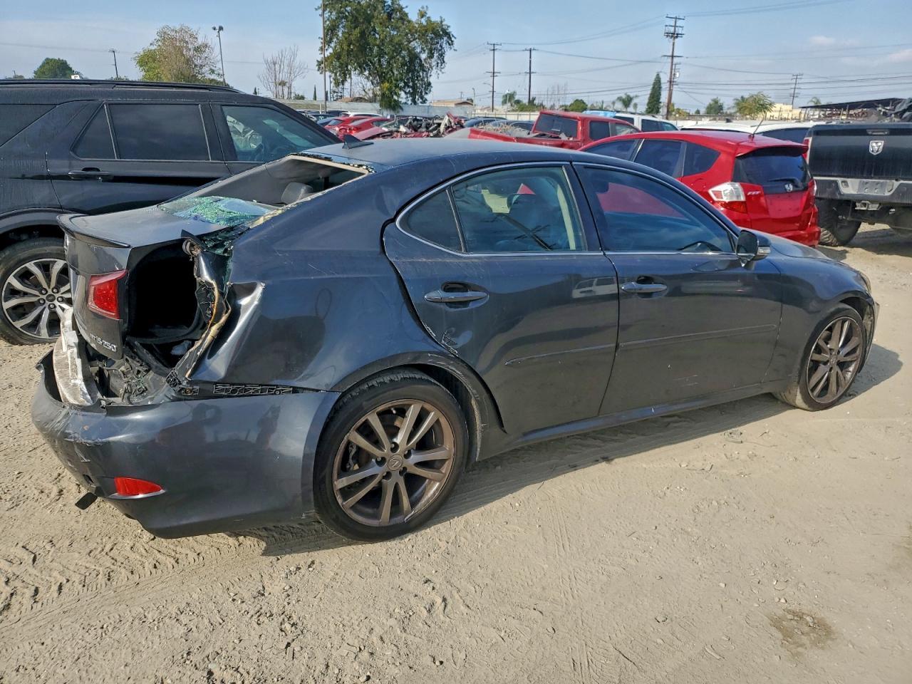 2011 Lexus Is 250 - Image 3