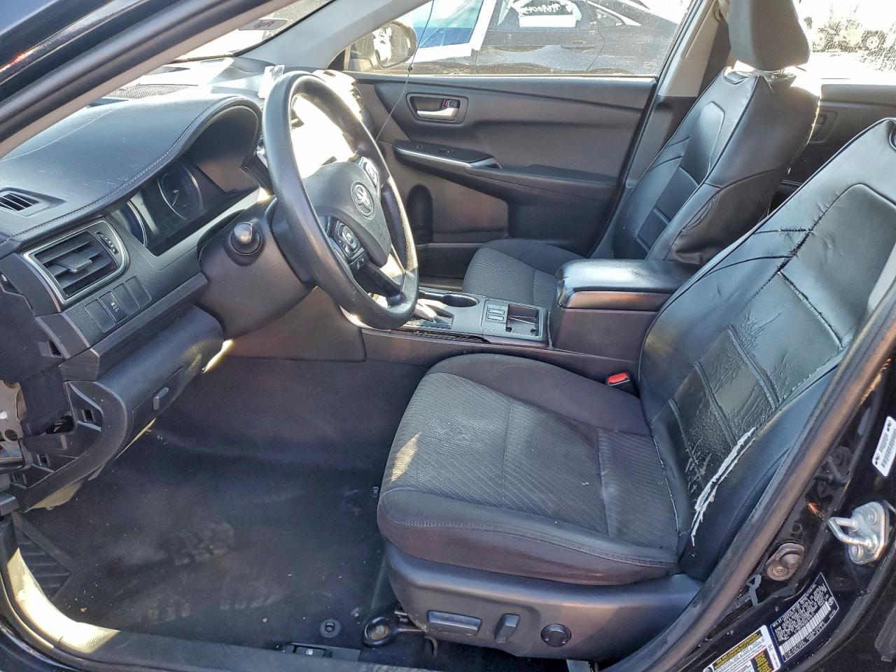 2016 Toyota Camry Hybrid Le - Фото 7