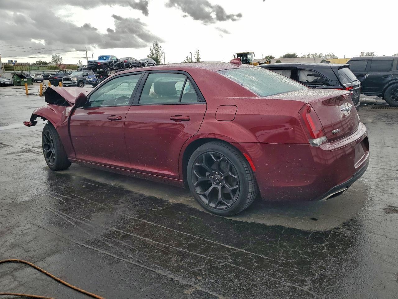 2019 Chrysler 300 S - Image 2
