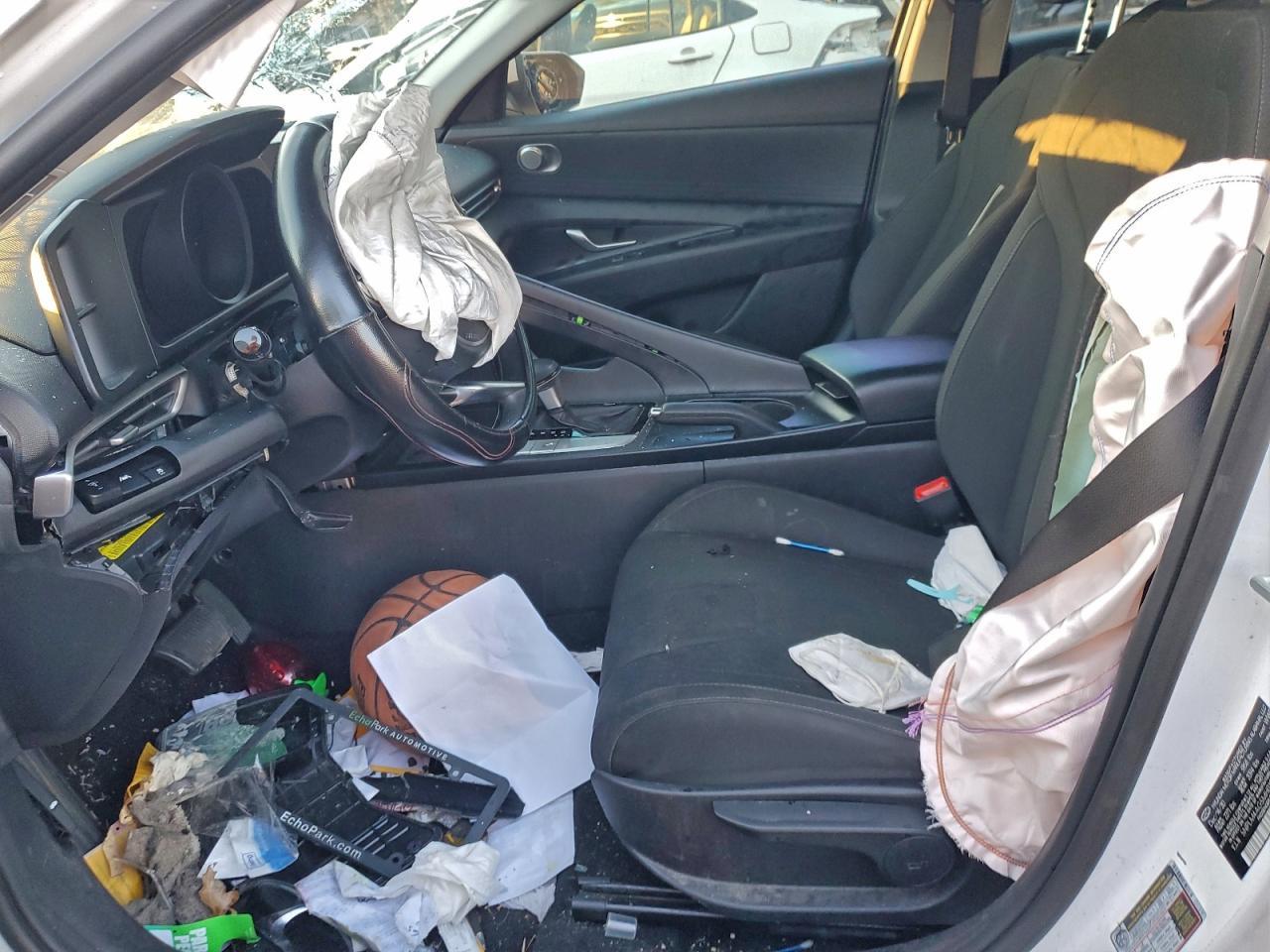 2021 Hyundai Elantra Sel - Фото 7