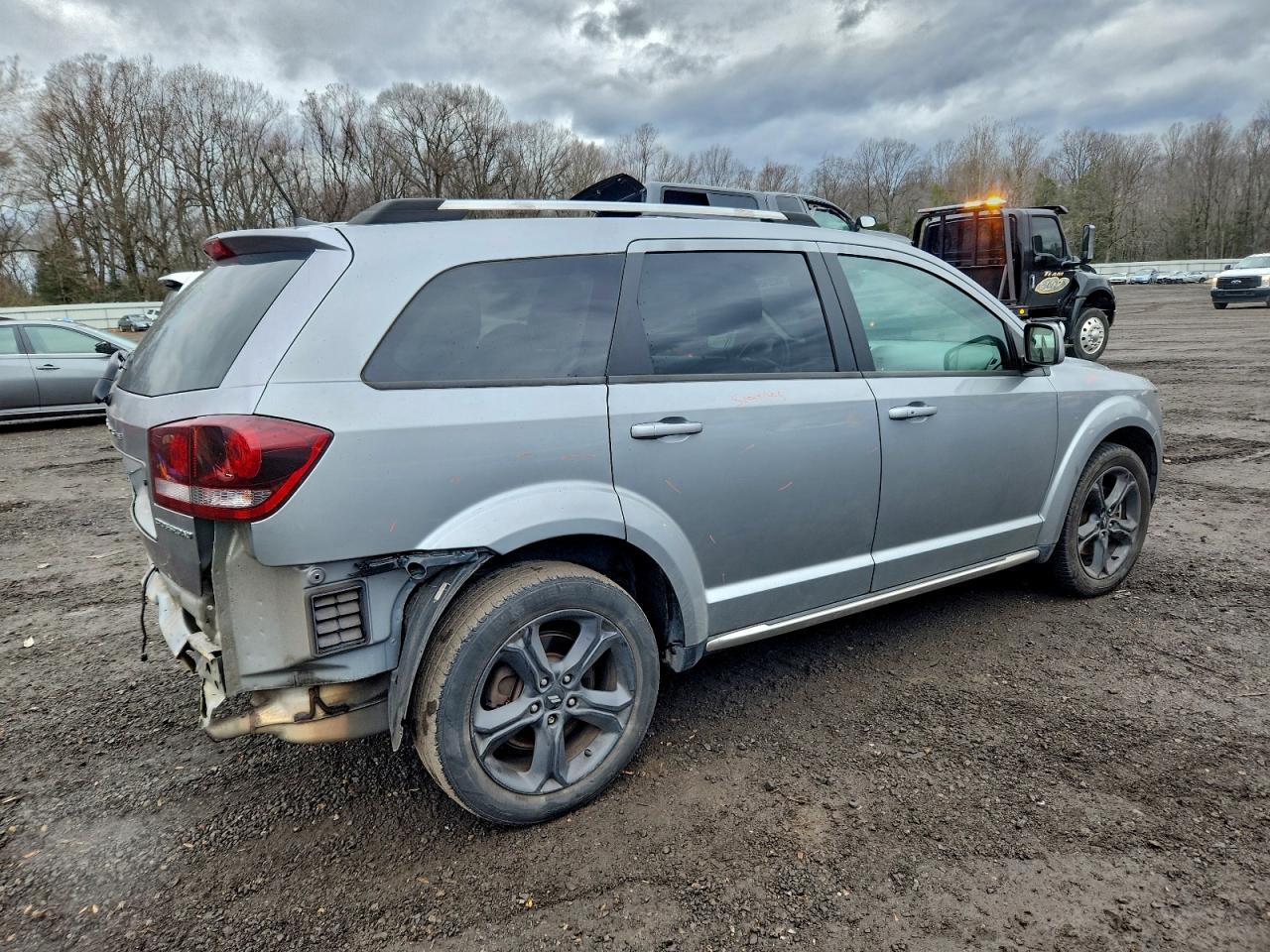 2020 Dodge Journey Crossroad - Image 3