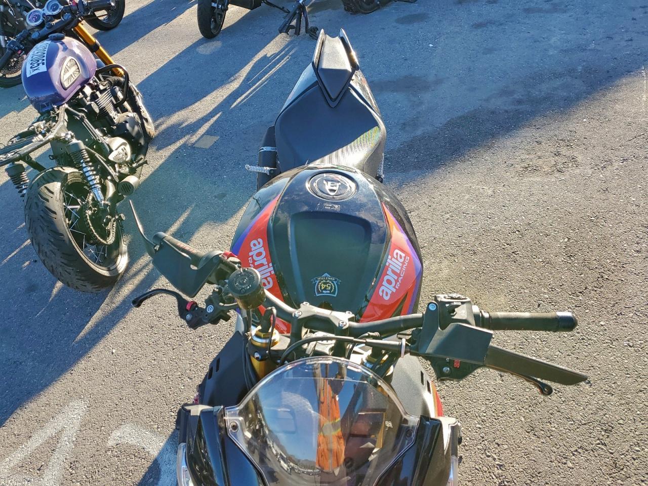 2023 Aprilia Tuono V4 1100 Factory - Image 5