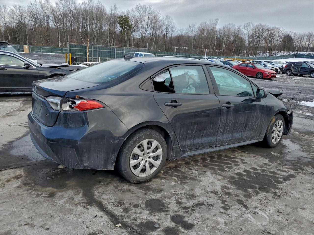 2022 Toyota Corolla Le - Image 3