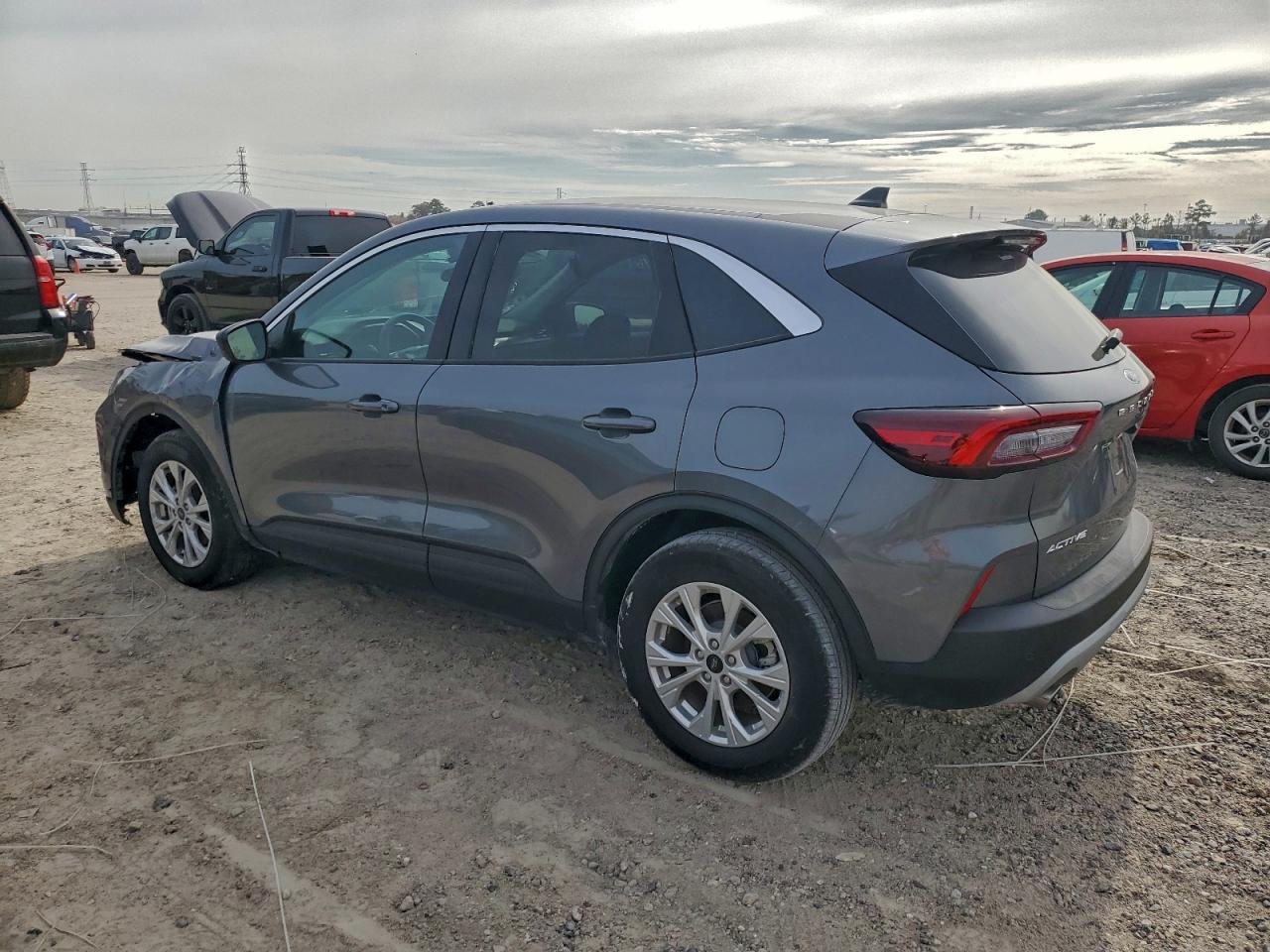 2024 Ford Escape Active - Image 2