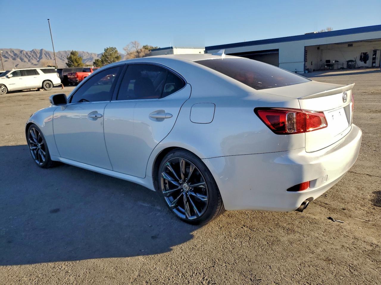 2012 Lexus Is 250 - Image 2