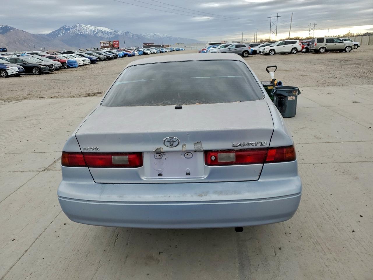 1998 Toyota Camry Ce - Image 6
