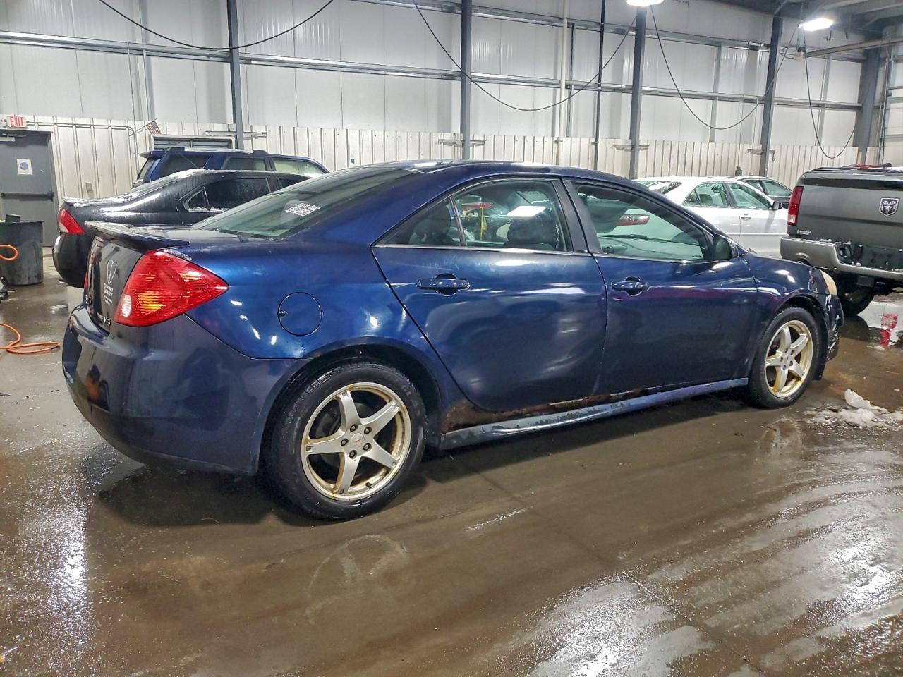 2009 Pontiac G6 - Image 3