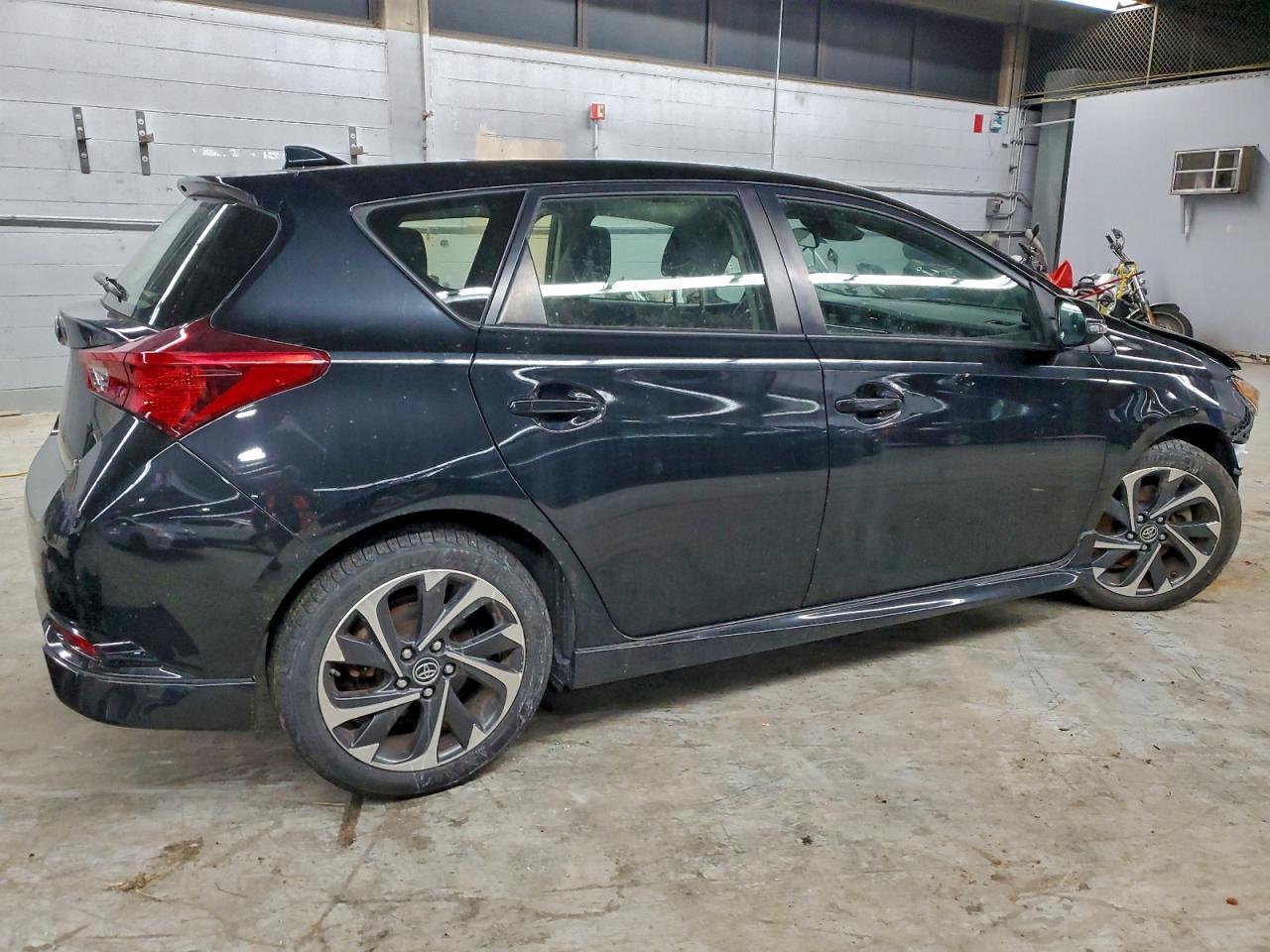 2017 Toyota Corolla Im - Image 3