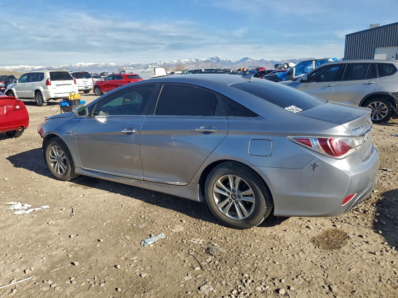 2015 Hyundai Sonata Hybrid - Фото 2