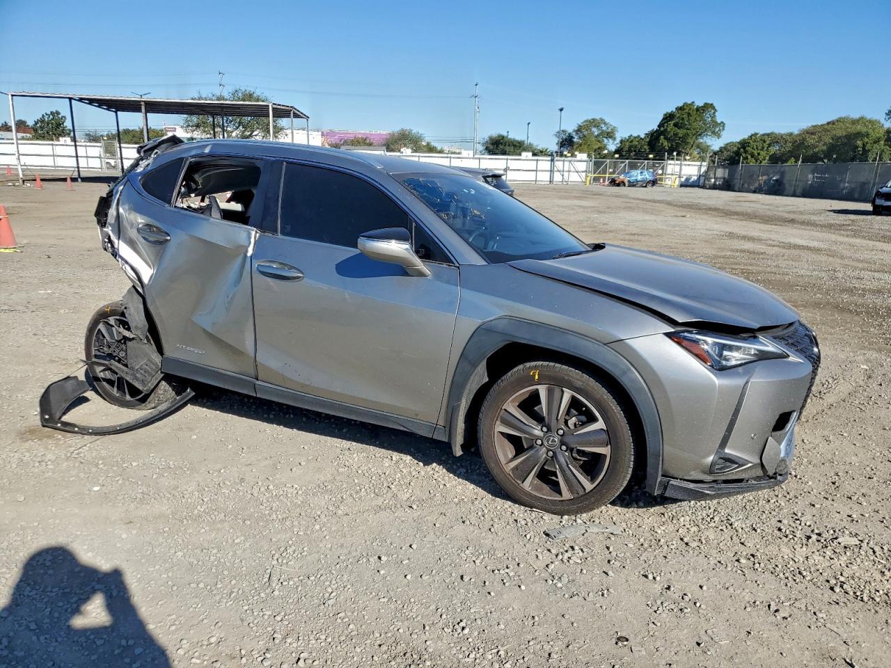 2022 Lexus Ux 250H Base - Фото 4