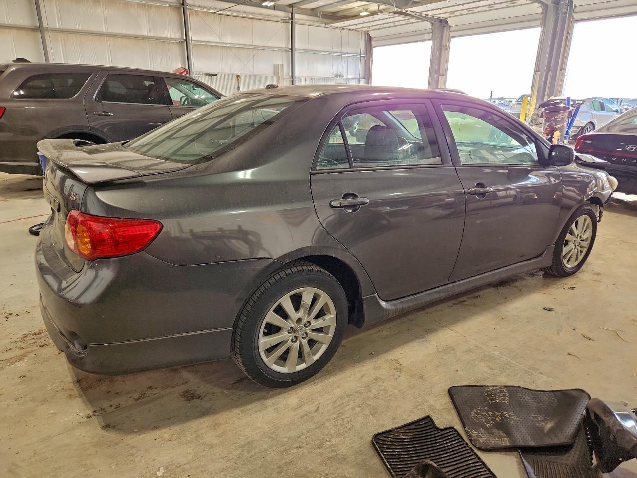 2009 Toyota Corolla Base - Фото 3