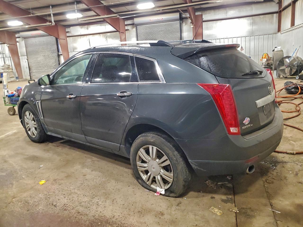 2015 Cadillac Srx Luxury Collection - Image 2