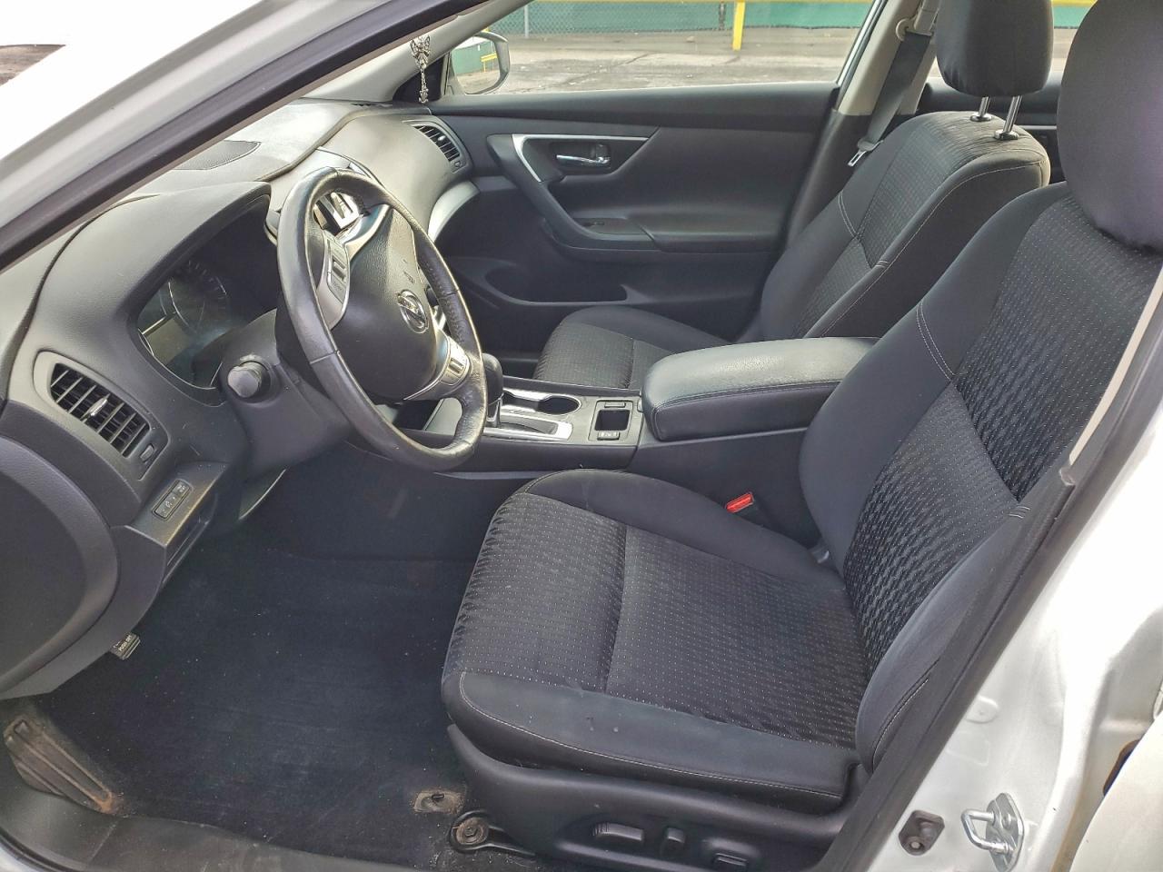 2017 Niss Altima 2.5 - Фото 7