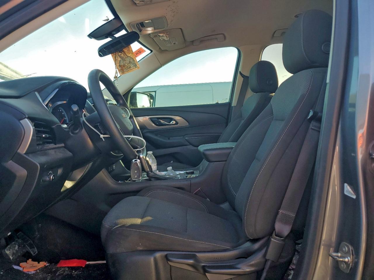 2020 Chevrolet Traverse Ls - Фото 7