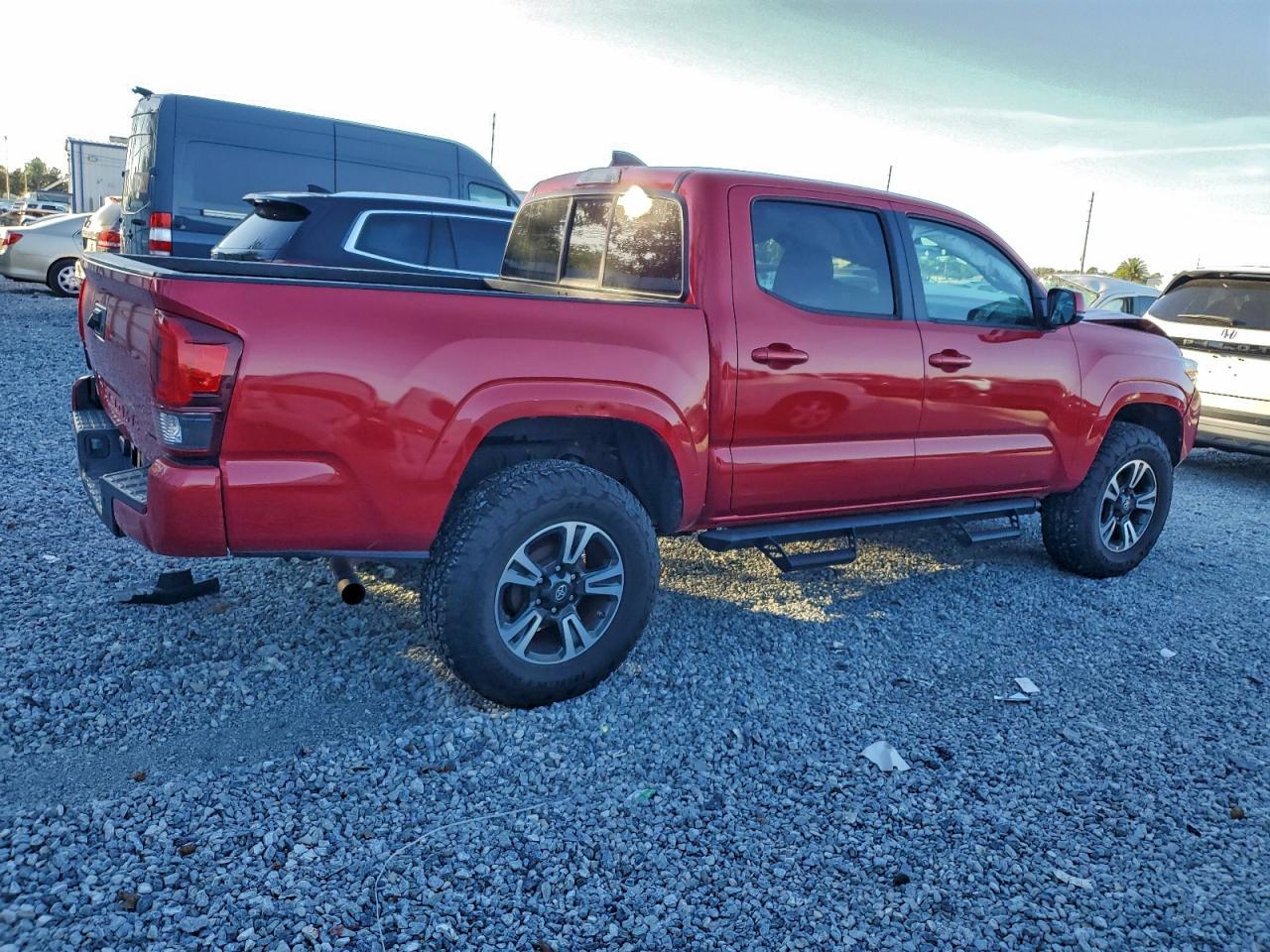2021 Toyota Tacoma - Image 3