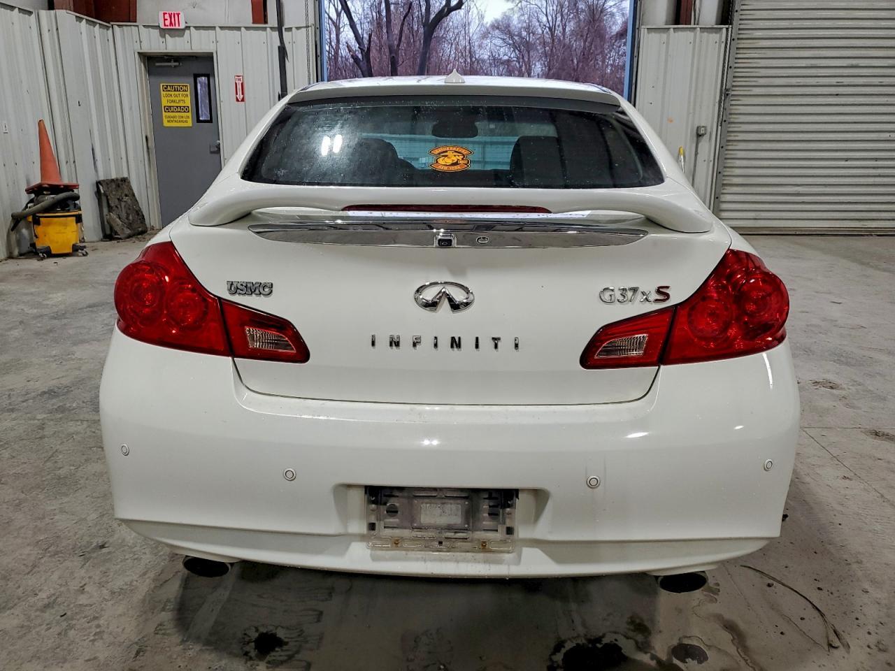 2011 Infiniti G37 - Image 6