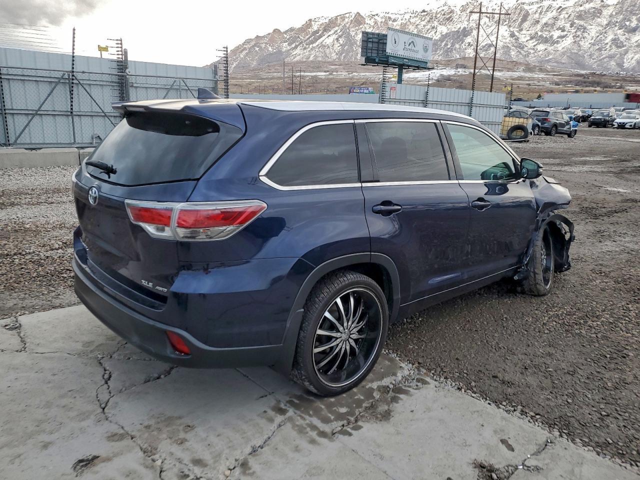 2016 Toyota Highlander Xle - Фото 3