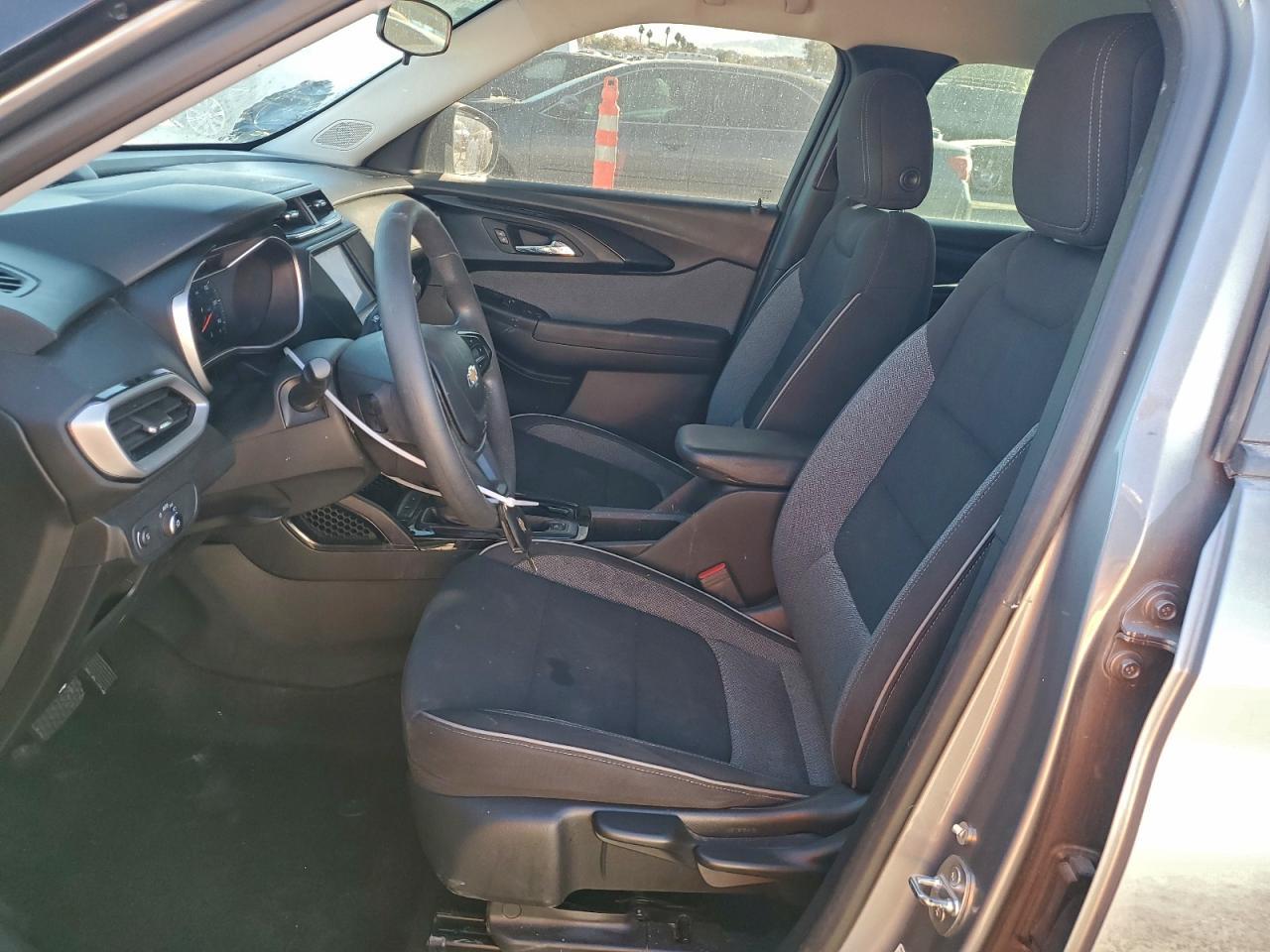 2023 Chevrolet Trailblazer Ls - Image 7