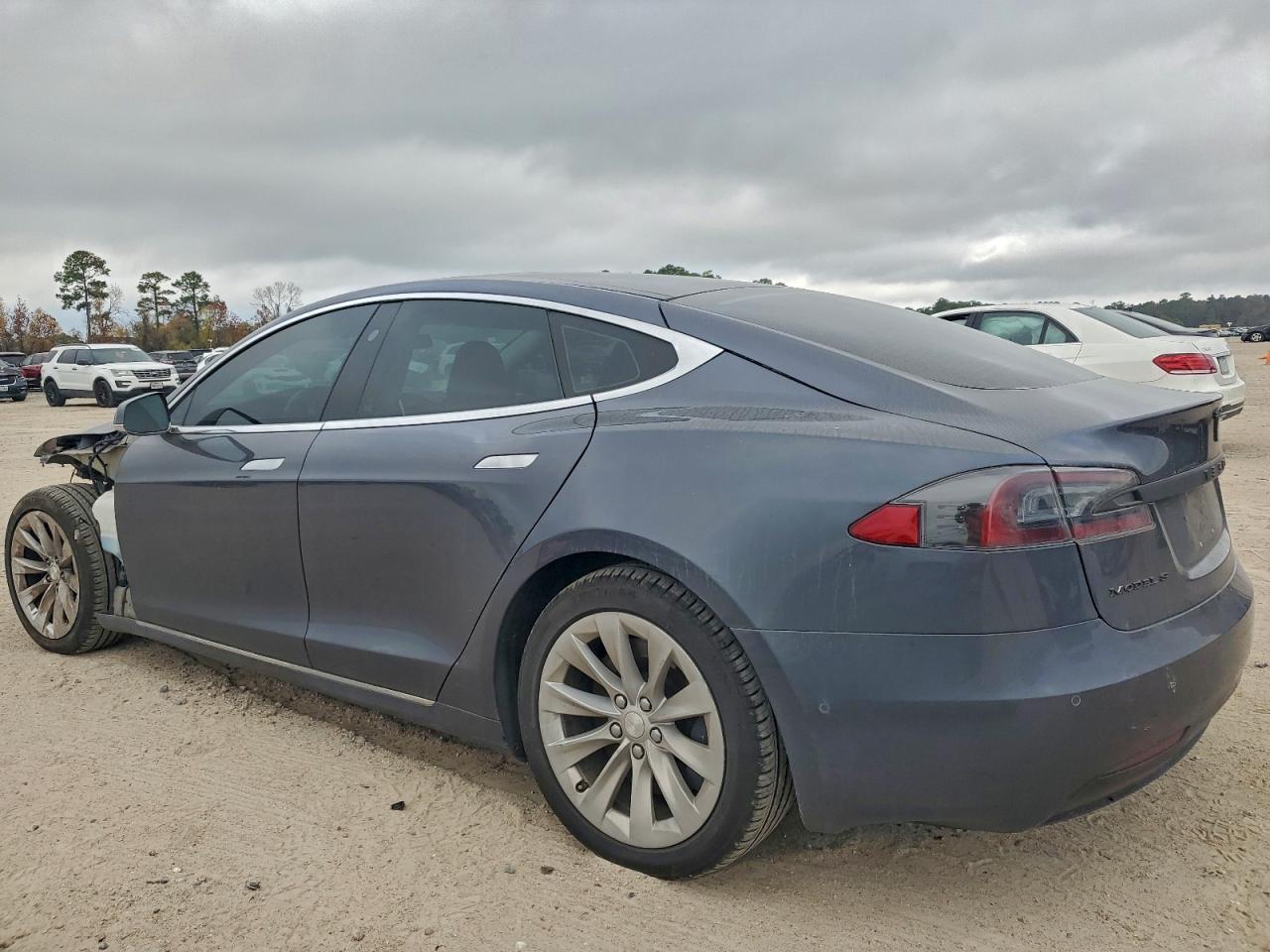 2018 Tesla Model S - Фото 2
