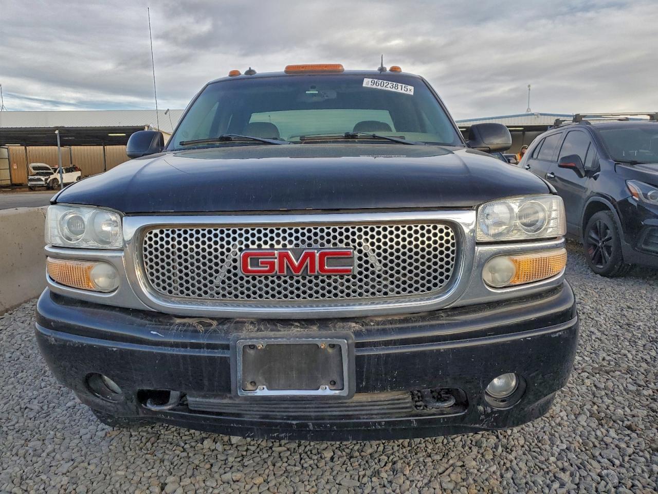 2003 GMC Sierra K1500 Denali - Фото 5