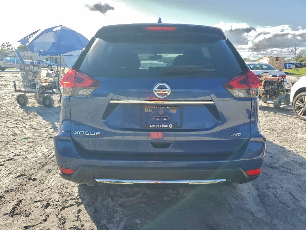 2018 Nissan Rogue S - Image 6