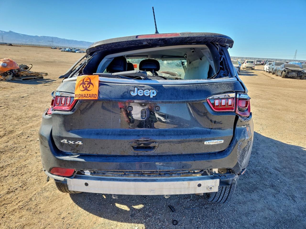 2022 Jeep Compass Latitude Lux - Image 6