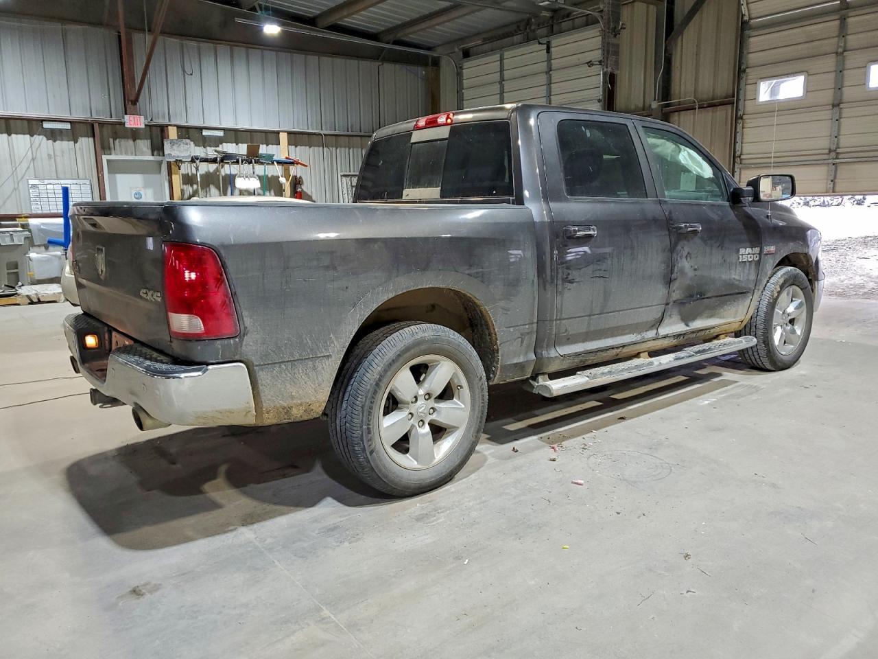 2016 Ram 1500 Slt - Image 3