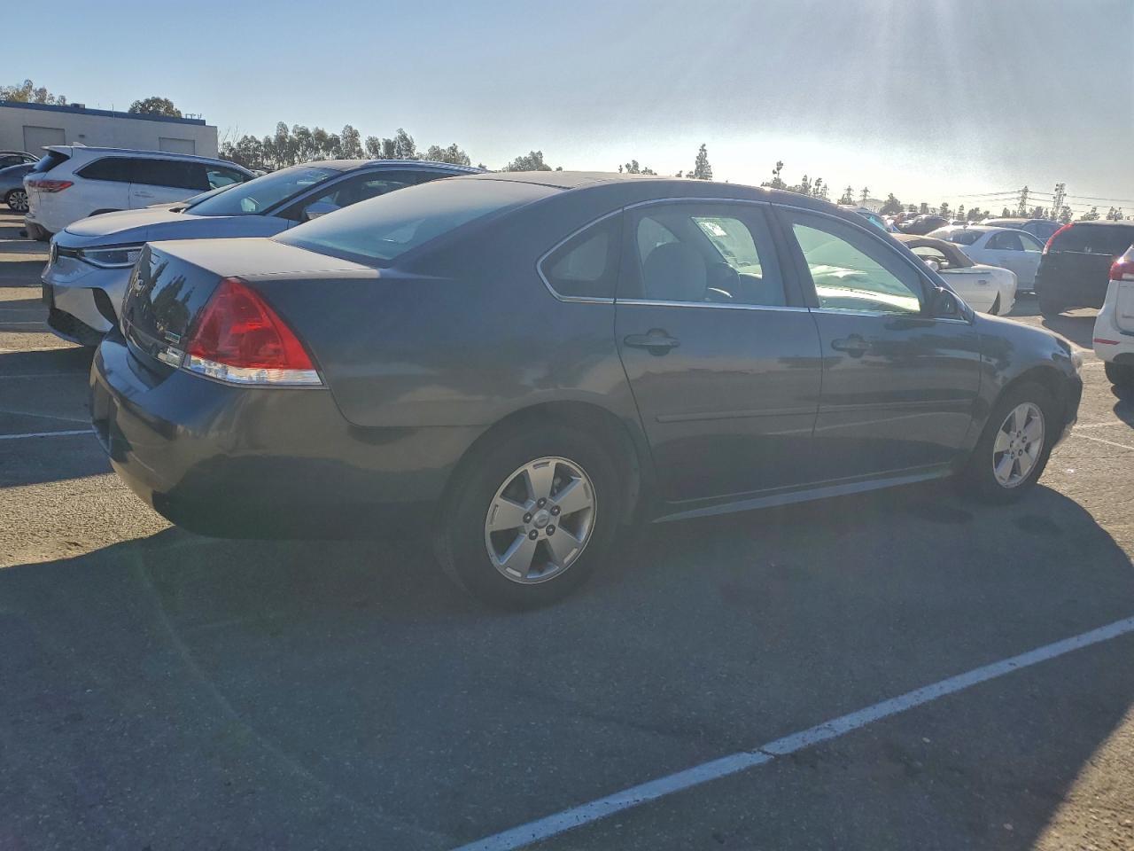 2011 Chevrolet Impala Lt - Фото 3