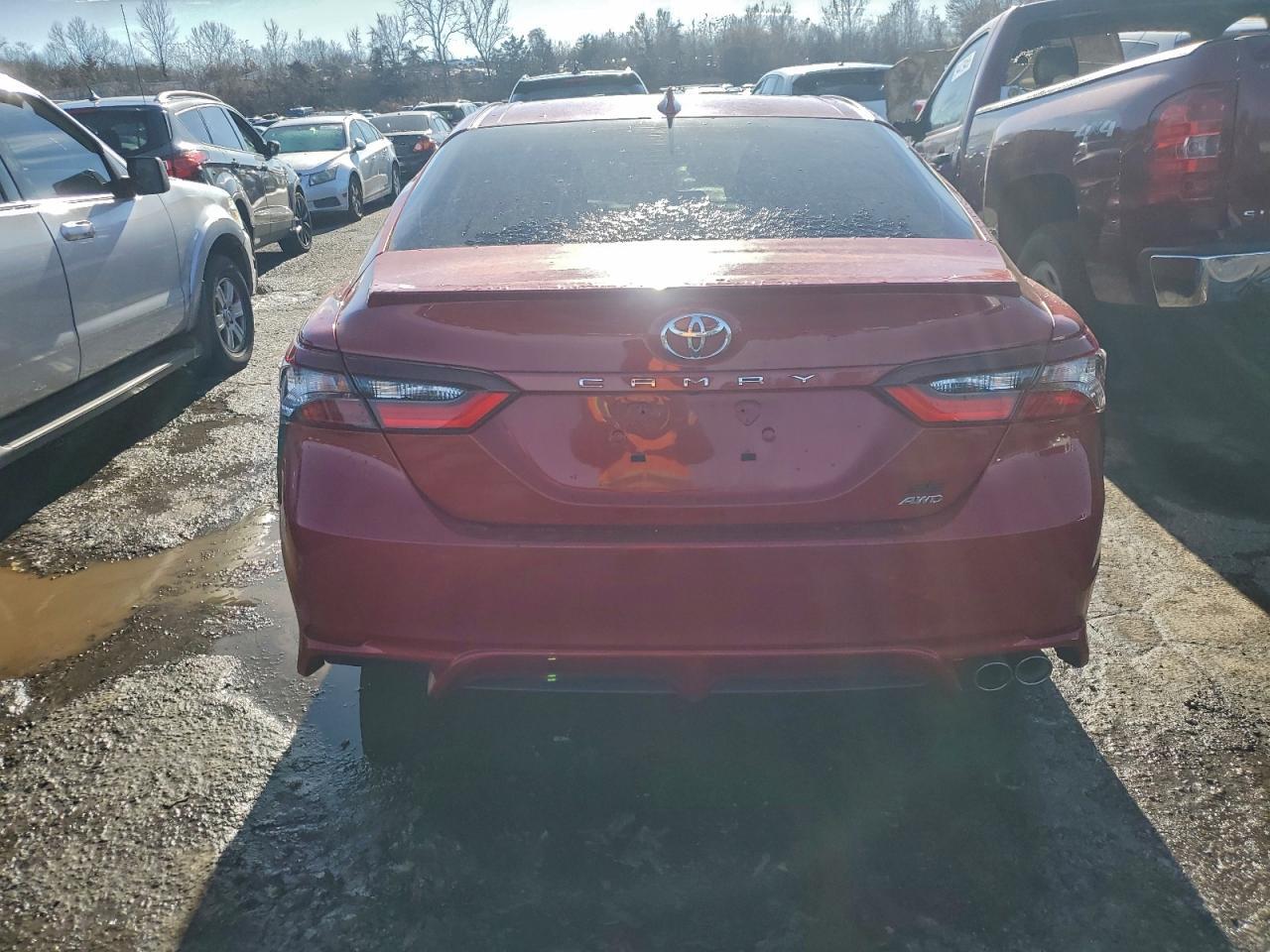 2021 Toyota Camry Se - Фото 6