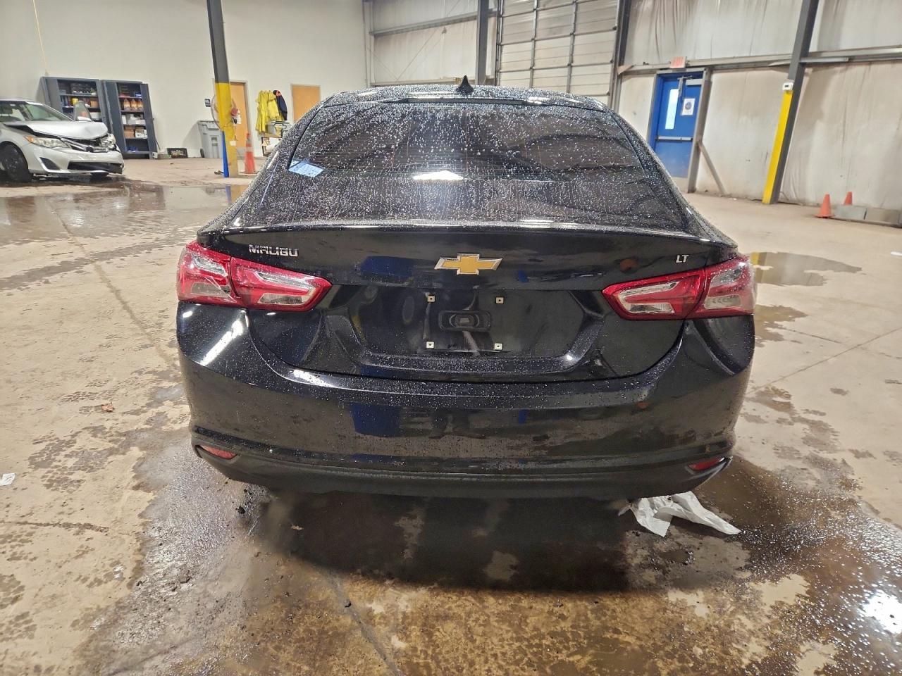 2022 Chevrolet Malibu Lt - Image 6