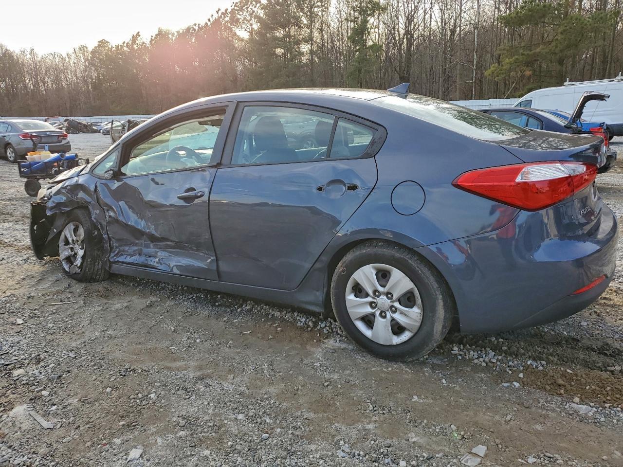 2015 Kia Forte Lx - Фото 2