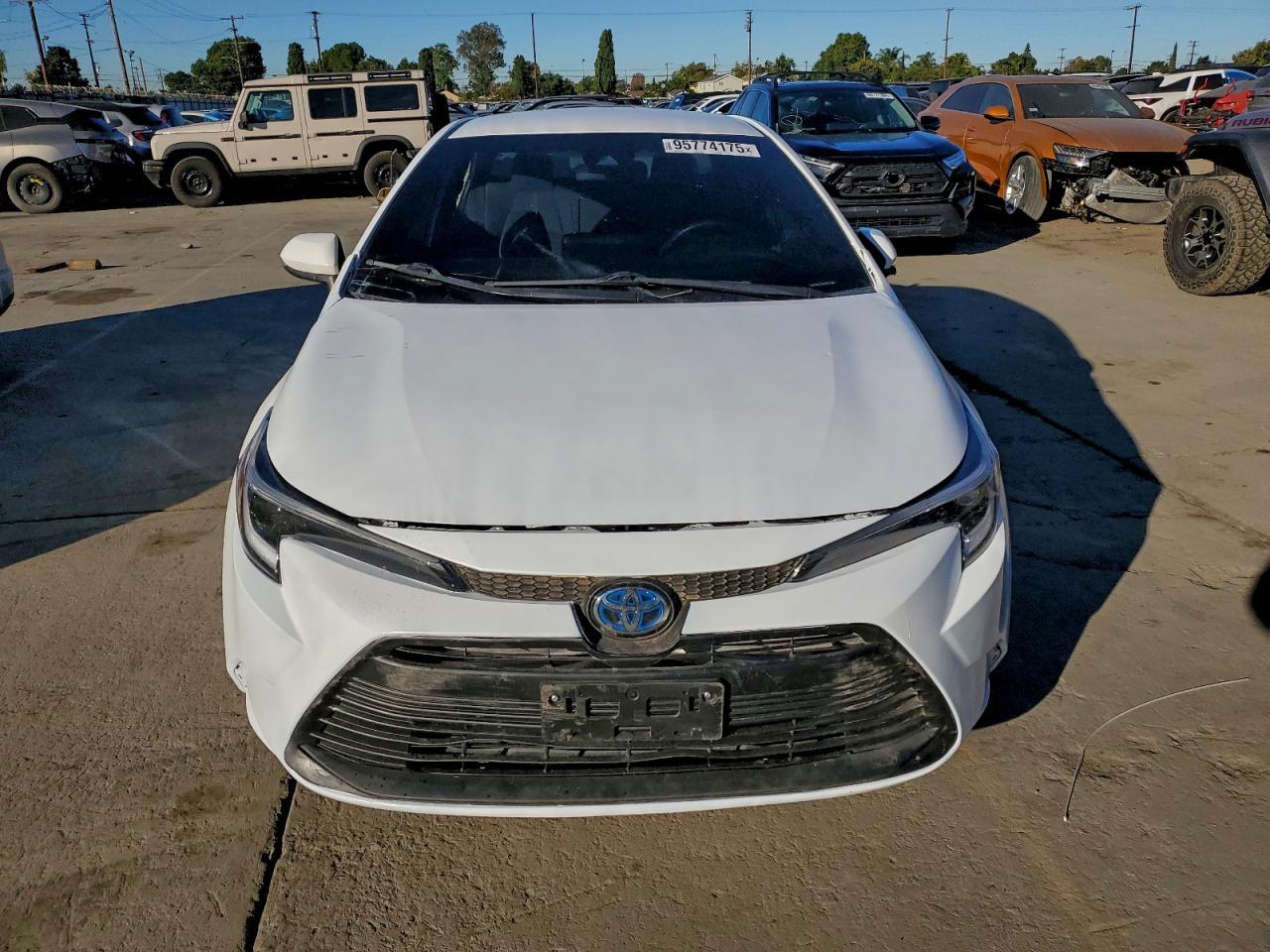 2022 Toyota Corolla Se - Фото 5